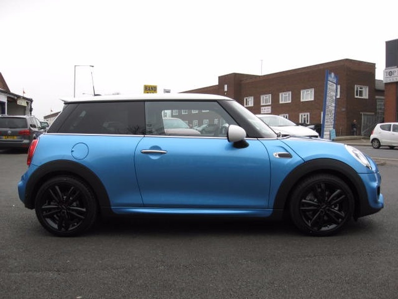 MINI HATCH COOPER