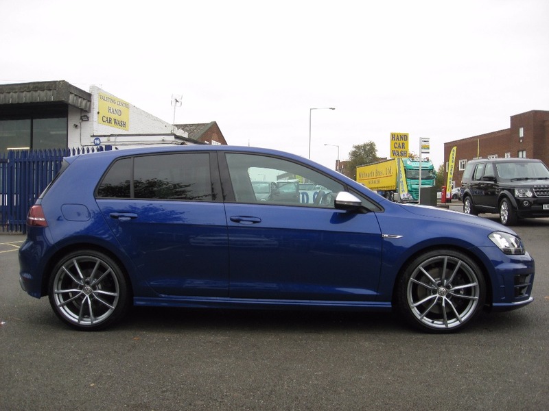 View VOLKSWAGEN GOLF R DSG