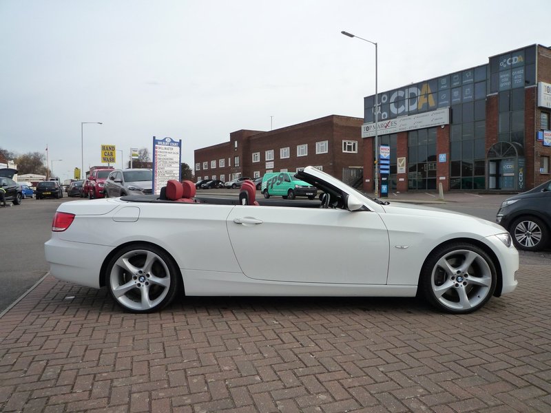 View BMW 3 SERIES 335I SE