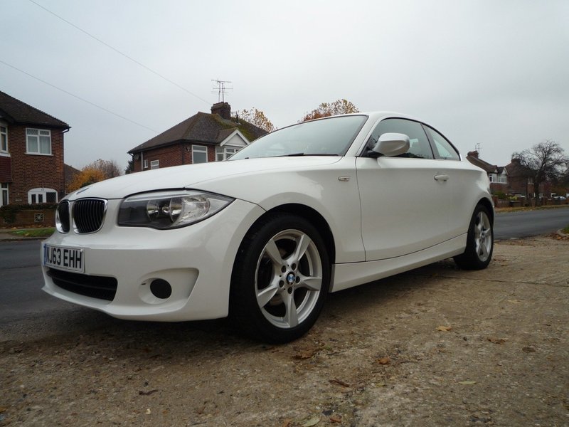 BMW 1 SERIES