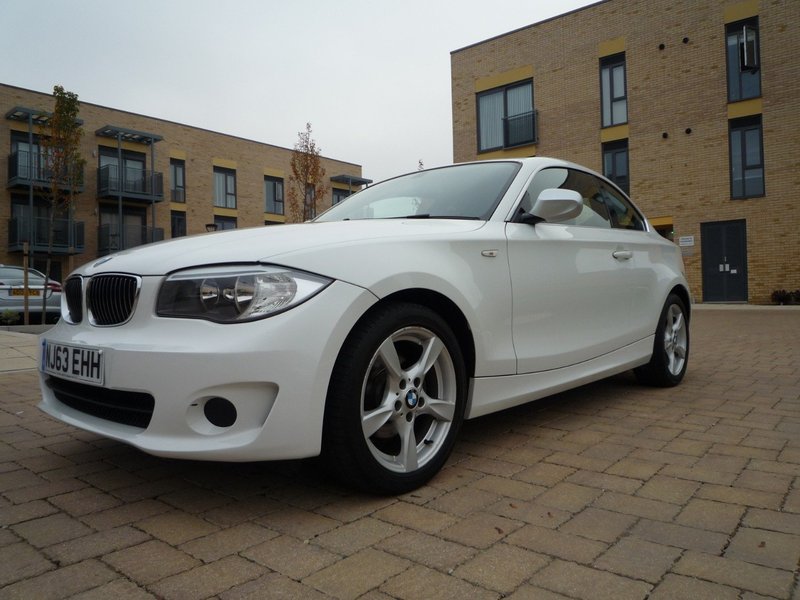 BMW 1 SERIES