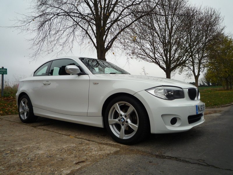 BMW 1 SERIES