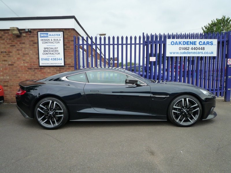 ASTON MARTIN VANQUISH