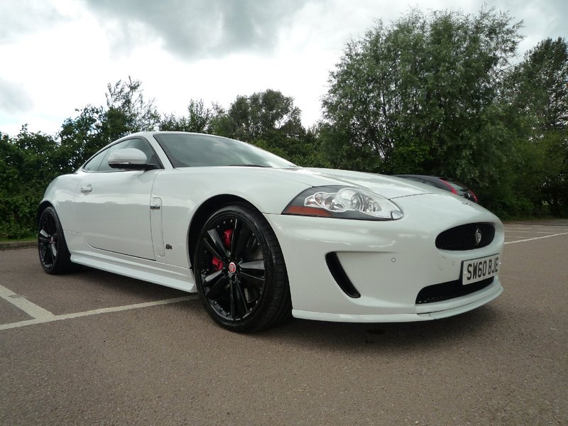 JAGUAR XKR