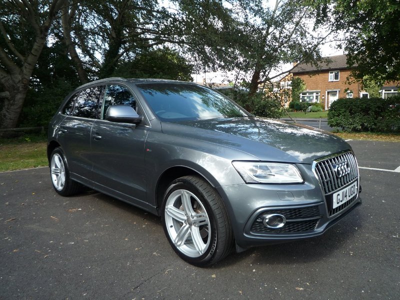 View AUDI Q5 TDi 177 Quattro S tronic Auto Start-Stop S Line Plus