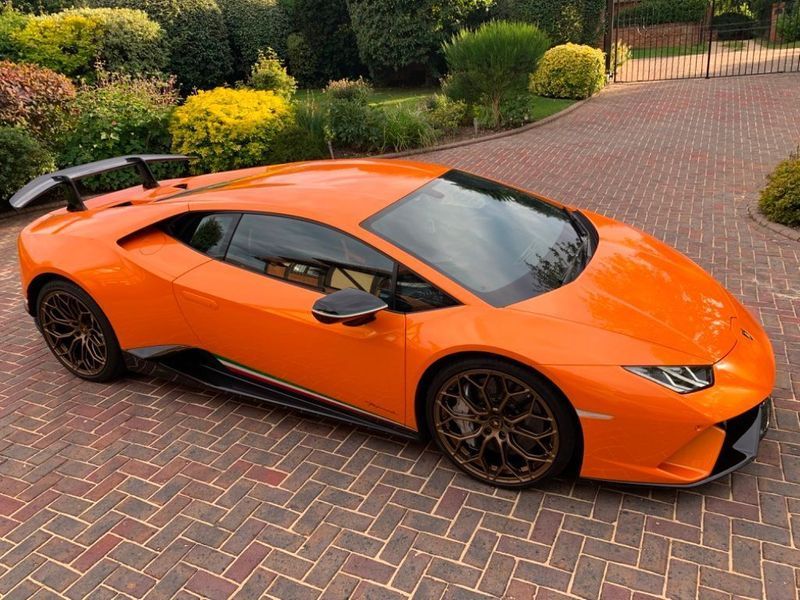 View LAMBORGHINI HURACAN 5.2 V10 LP 640-4 Performante LDF 4WD