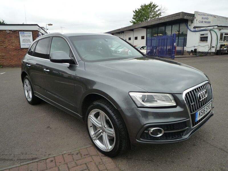 AUDI Q5