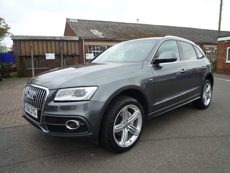 AUDI Q5