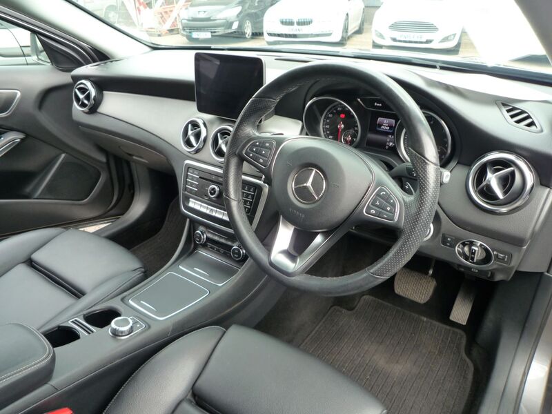 MERCEDES-BENZ GLA CLASS