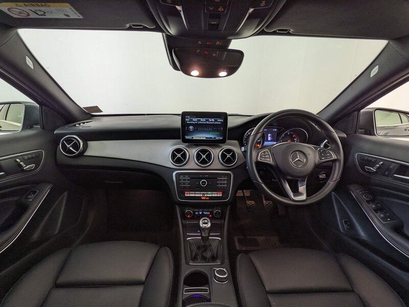 MERCEDES-BENZ GLA CLASS