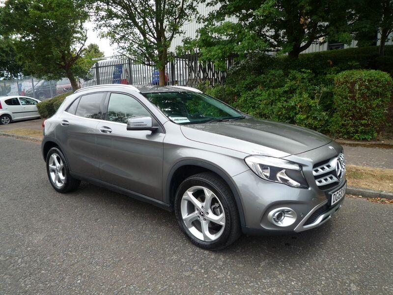 View MERCEDES-BENZ GLA CLASS GLA 200 D 2.1 SPORT EXECUTIVE DCT