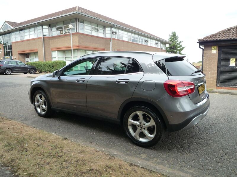 MERCEDES-BENZ GLA CLASS